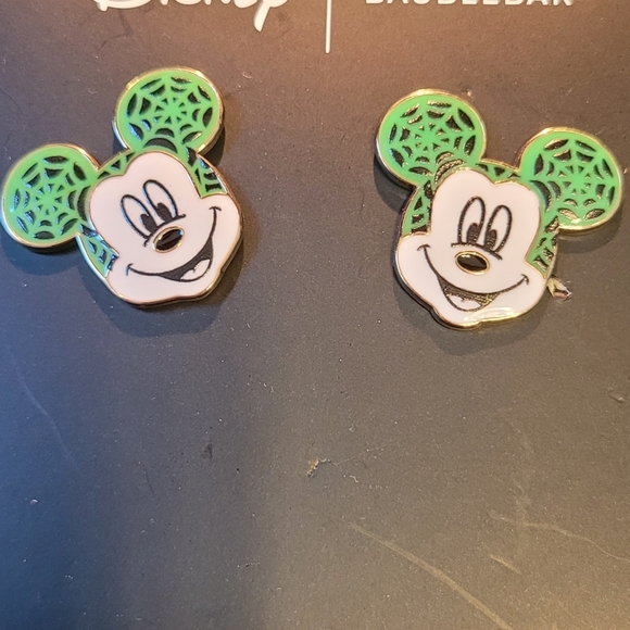 Disney X Baublebar Halloween Mickey Mouse Earrings (glow in the dark) - Picture 2 of 4